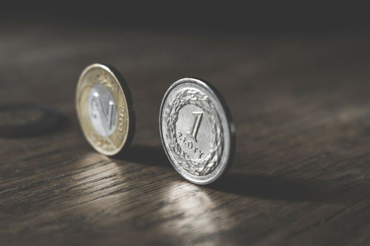 Master Seamless Coin Vanishes for Close-Up Magic