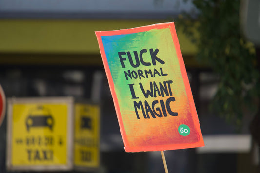 Top Street Magic Tricks for Captivating Crowds