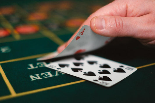 Best Self-Working Card Tricks That Fool Everyone