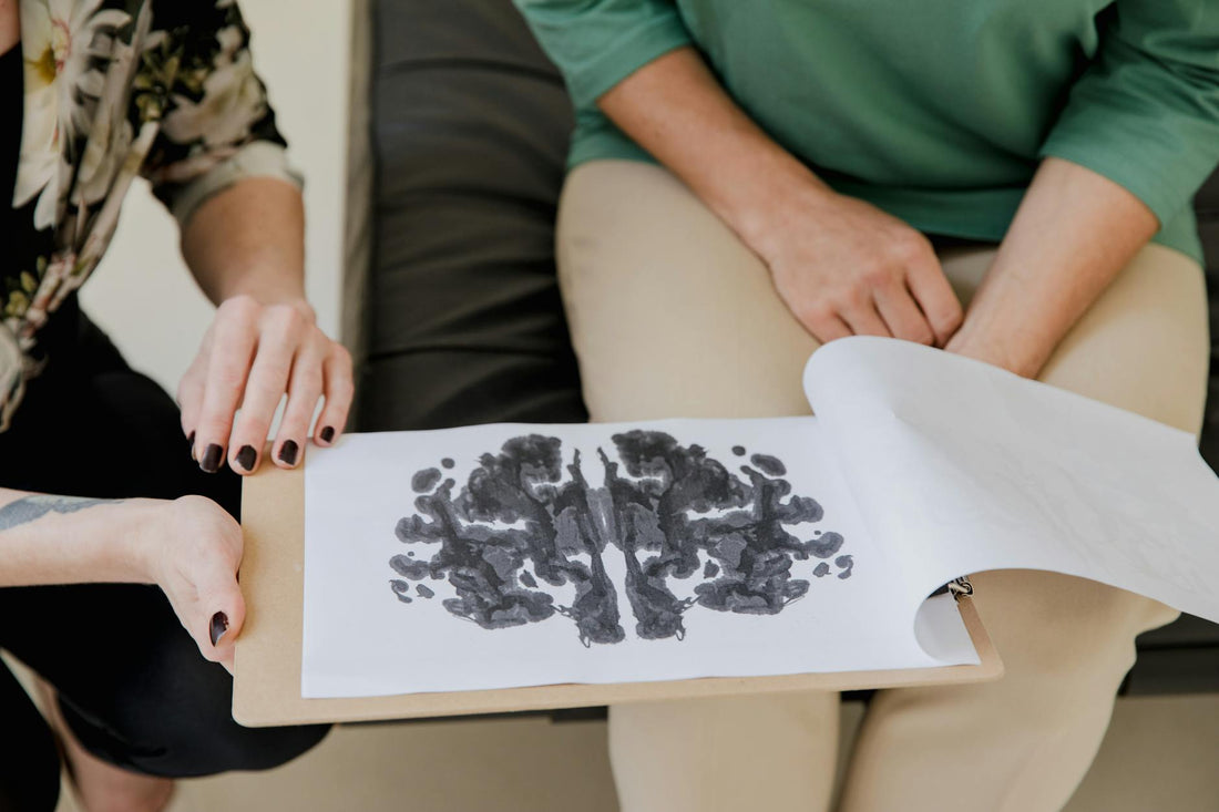 Psychological Forces in Mentalism: Get Inside the Audience's Head