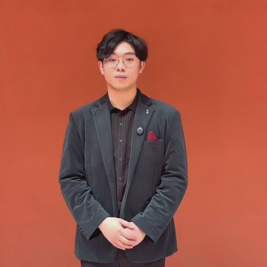 Red & White Beyond the Secret -Ethan Yip's Color Changing Silk Routine