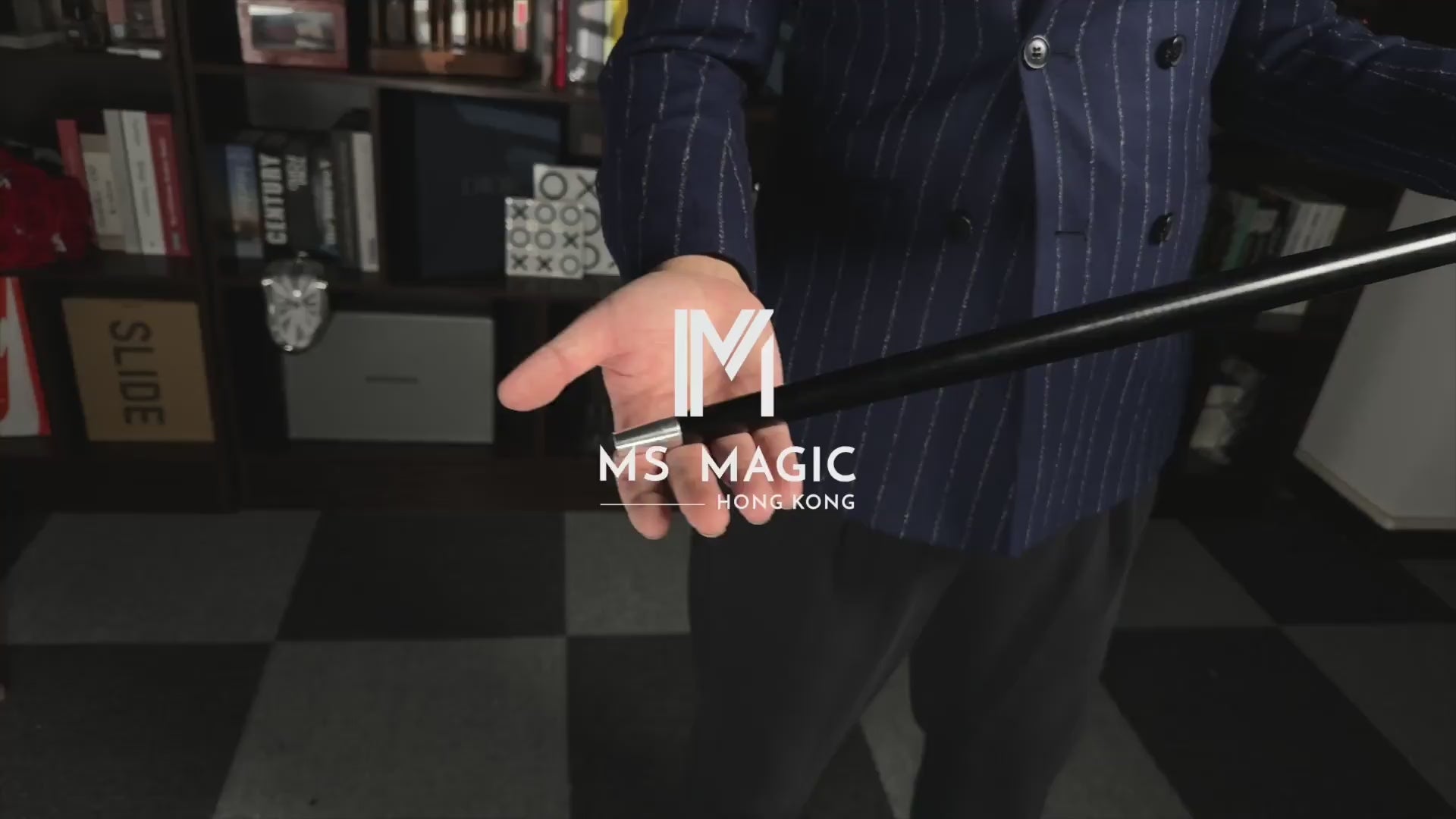 The Cane Table (Top Hat) by Junjie Li, Bond Lee & MS Magic